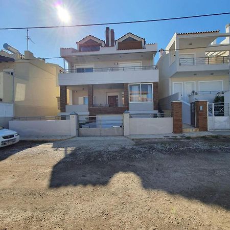 הוילה ארטמידה Surf House מראה חיצוני תמונה