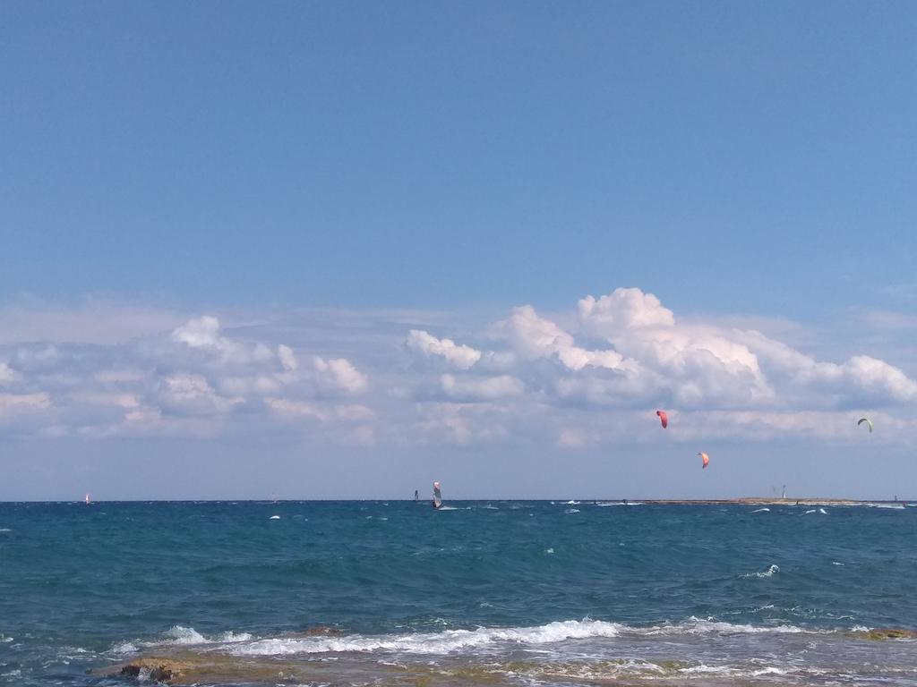 הוילה ארטמידה Surf House מראה חיצוני תמונה