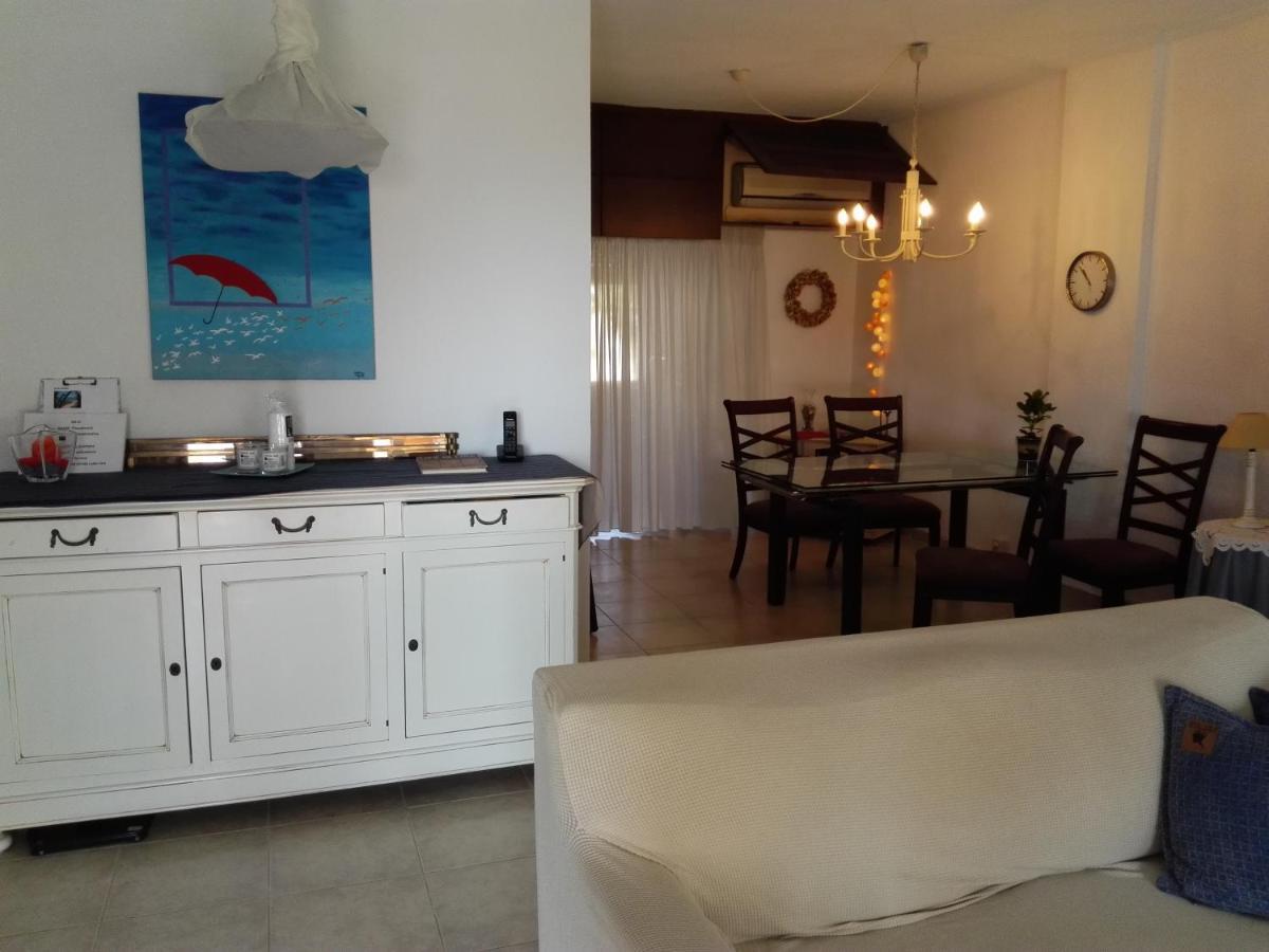 הוילה ארטמידה Surf House מראה חיצוני תמונה